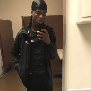 Meet your Posher, Cameron